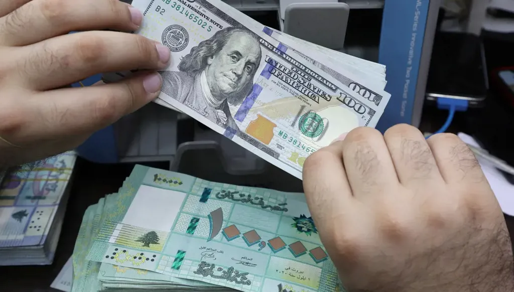 الدولار الاميركي والليرة اللبنانية