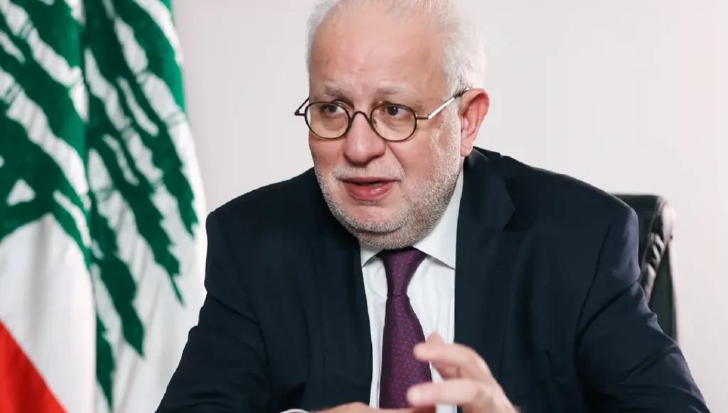 وزير العدل اللبناني: على من يلوح بالحرب الأهلية التوقف عن إعطاء دروس في الوطنية