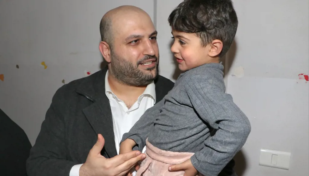 وزير الصحة يتفقد مراكز إيواء النازحين في بيروت