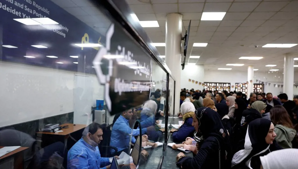 نحو 50 ألف سوري عادوا من لبنان إلى بلادهم خلال الأسبوع الفائت