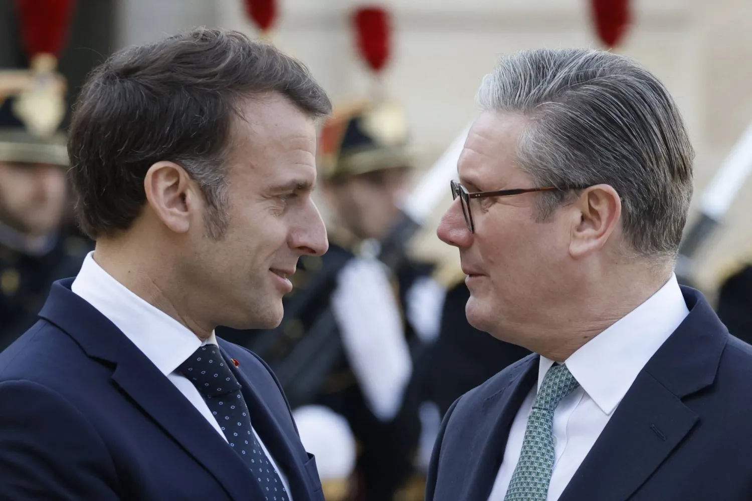 ستارمر وماكرون (أرشيفية)