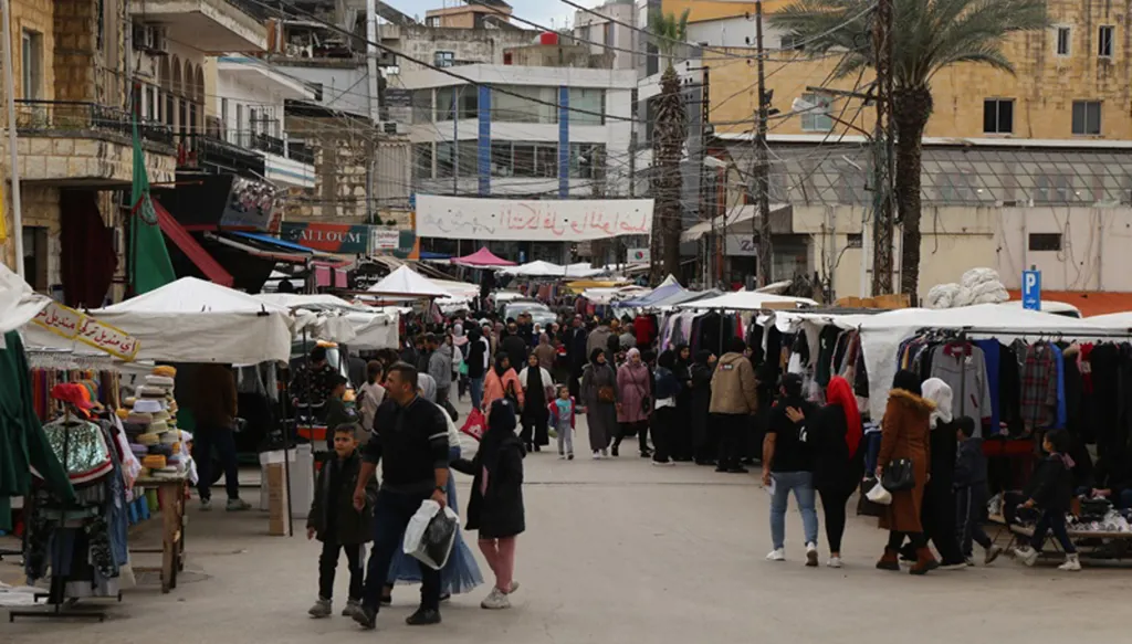 تنافس على تنظيم أسواق شعبية