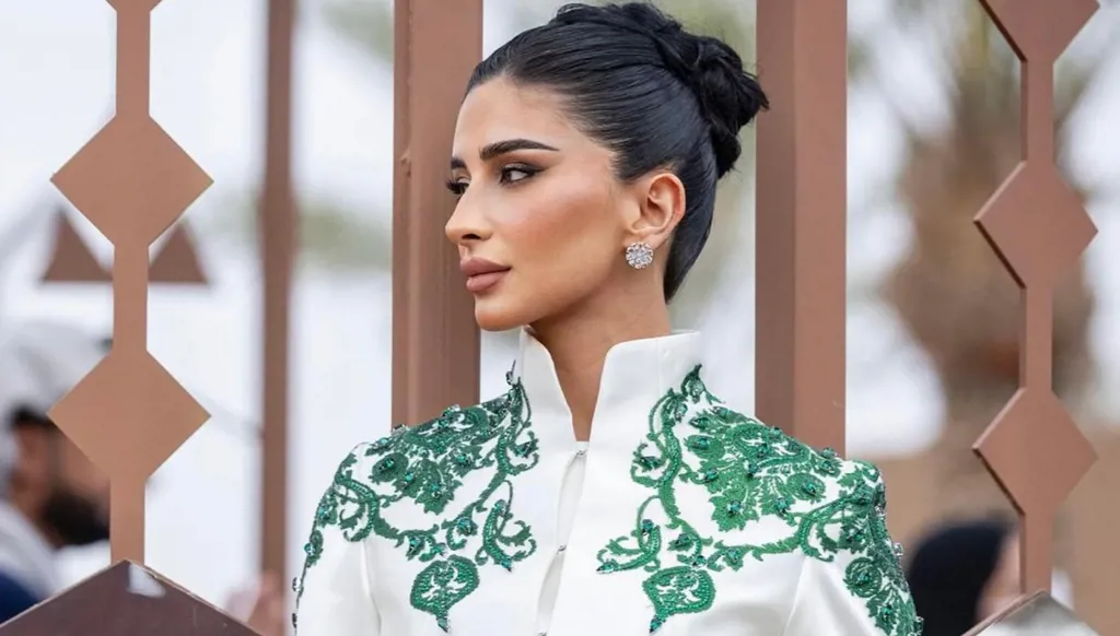 رهف الحربي بإطلالة ملكية في "كأس السعودية" وأخرى تراثية في "يوم التأسيس" (صور وفيديو)