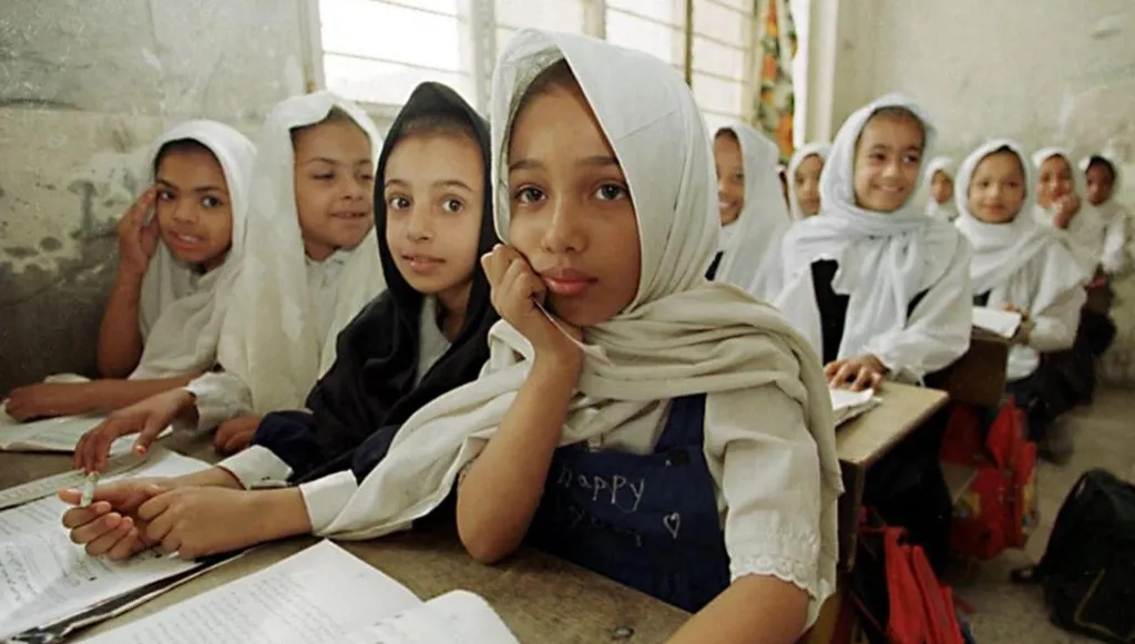 بعد تجميده 3 أعوام... العراق يُحيي اتفاق "النفط مقابل المشاريع" مع الصين