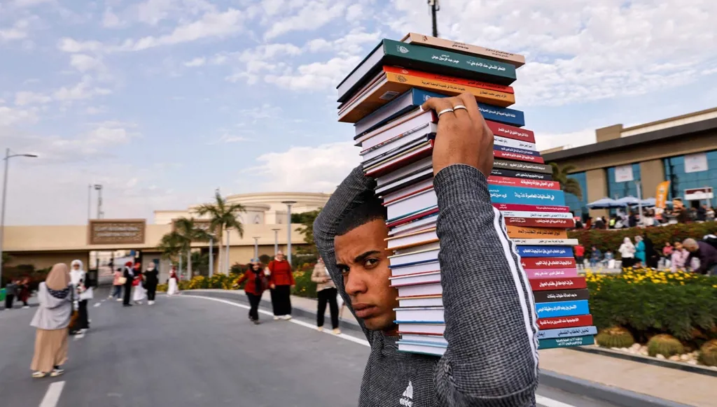 تغييرات وآمال... ماذا ينتظر المثقفون من معرض القاهرة للكتاب؟