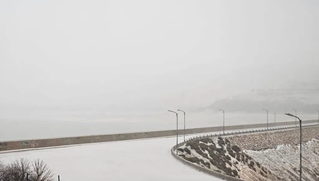 "الأشغال" تحذّر: لتجنّب الرمي العشوائي للنفايات في الشوارع