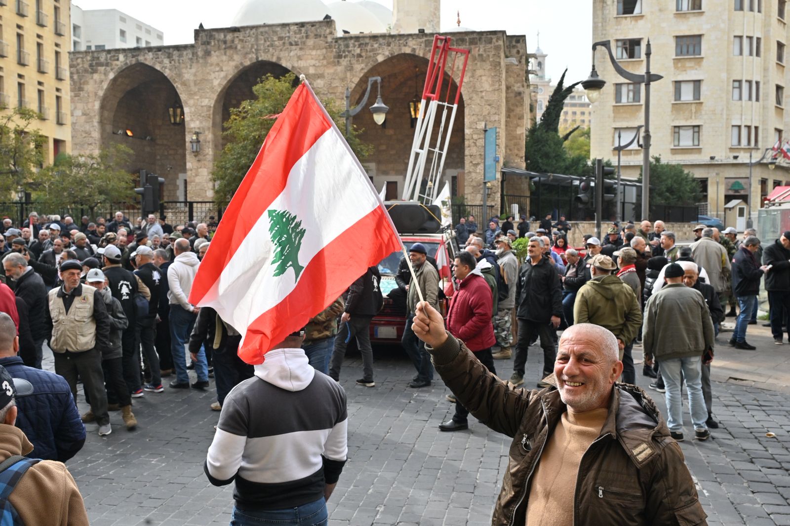 اعتصامات في الشارع (حسام شبارو).