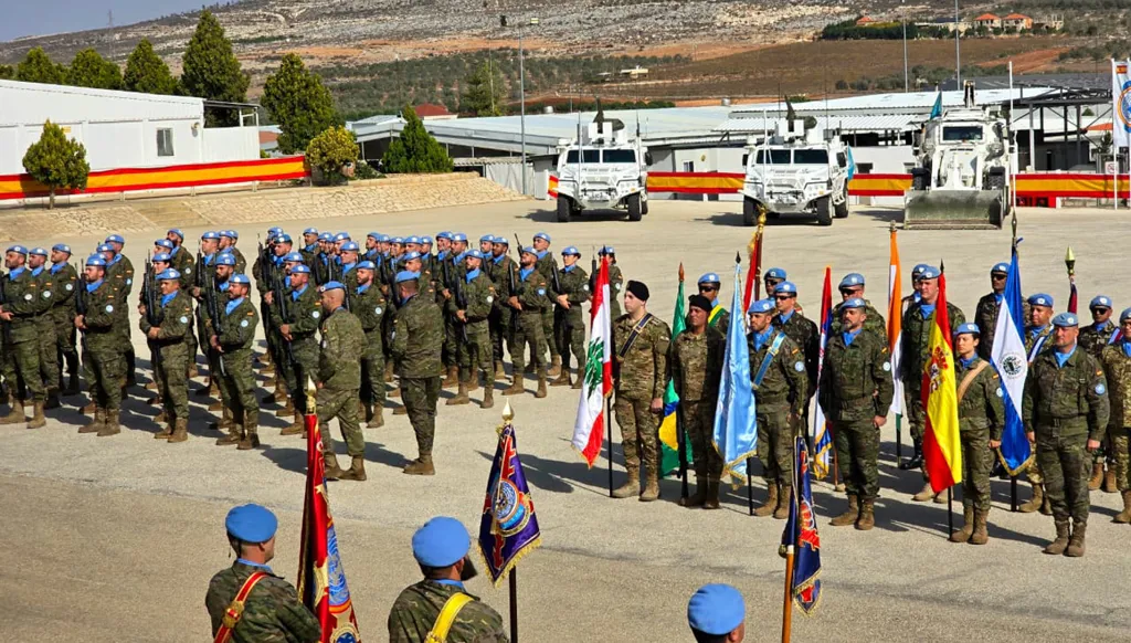 قائد "اليونيفيل" رعى تبديل قيادة القطاع الشرقي: إسبانيا ركيزة أساسية لحفظ السلام