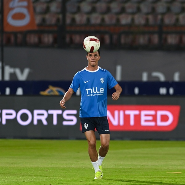 لاعب الزمالك محمد شحاتة.