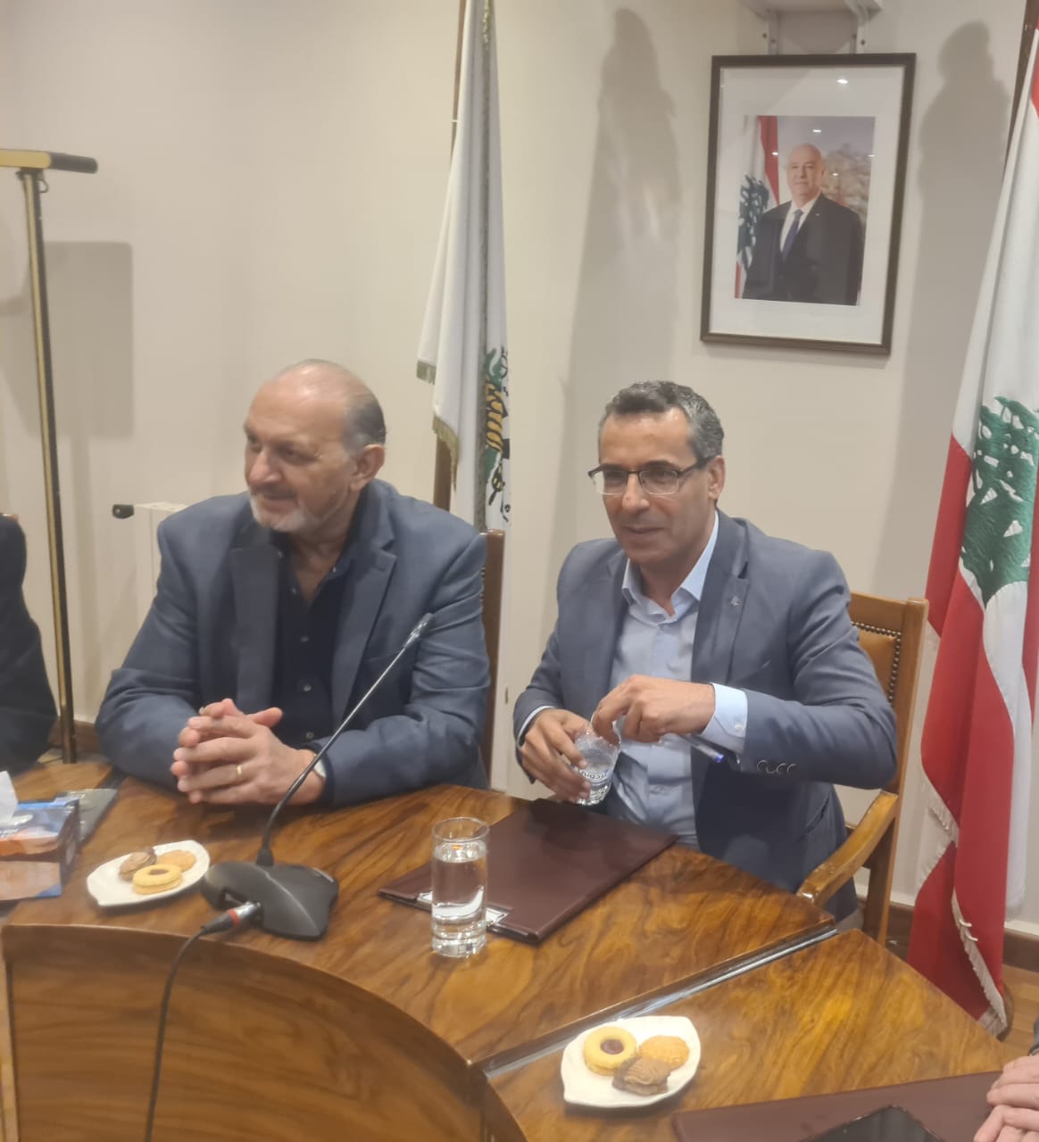 نزار هاني خلال الاجتماع (النهار).