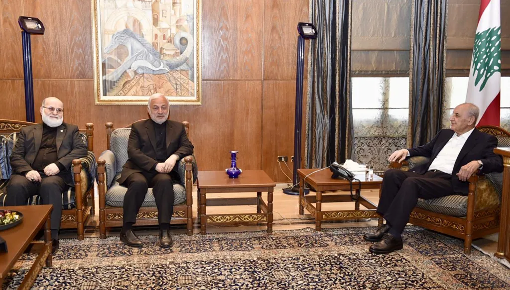 وفد إيراني يلتقي بري: تأكيد التزام طهران بالوقوف إلى جانب لبنان