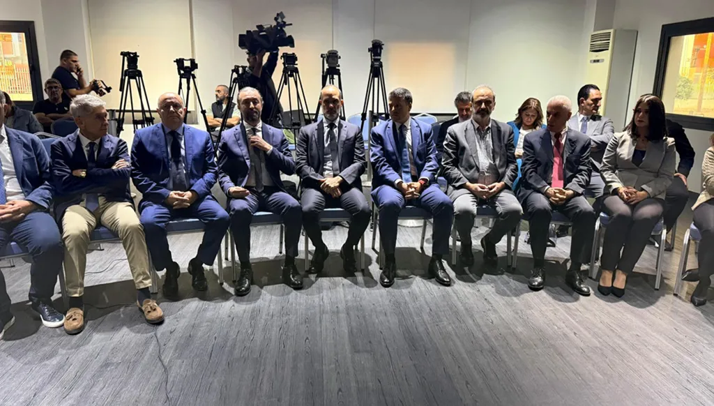 تسليم وتسلم لمجلس إدارة مرفأ بيروت... رسامني: المئة يوم الأولى ستكون حاسمة في بلورة خطة واضحة لمستقبل المرفأ