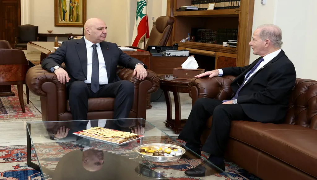 السفير الأميركي عيسى بحث مع الرئيس عون التطورات والتحضيرات لمؤتمر دعم الجيش في باريس