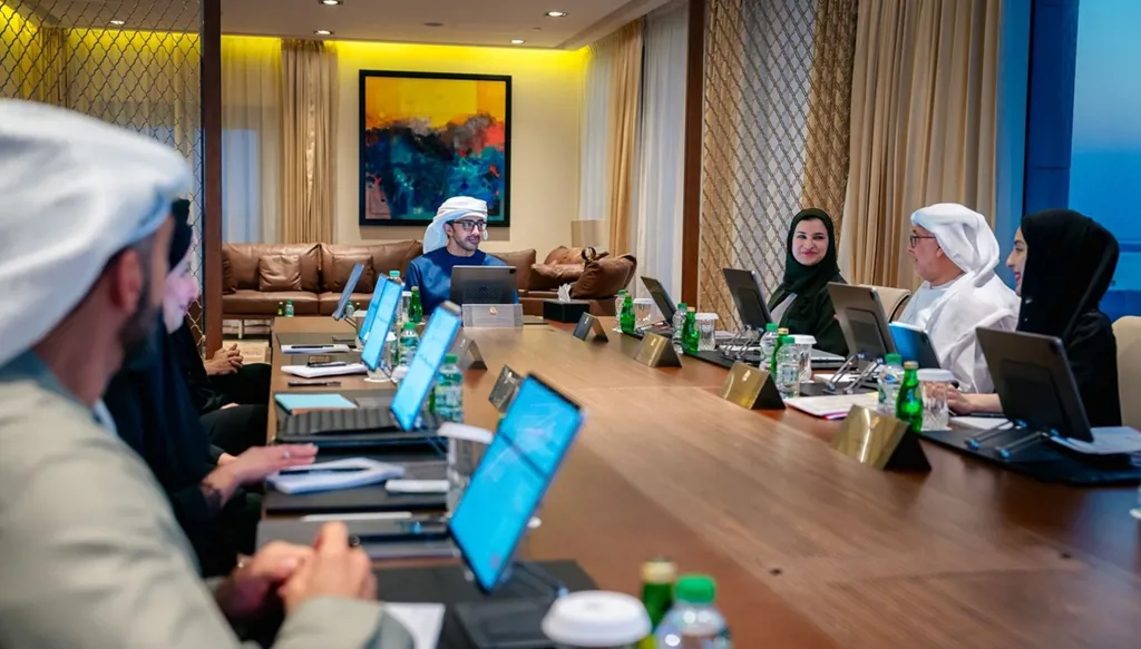 محور التنمية... عبدالله بن زايد يؤكد أهمية تعاون الجميع ‏لتعزيز المنظومة التعليمية