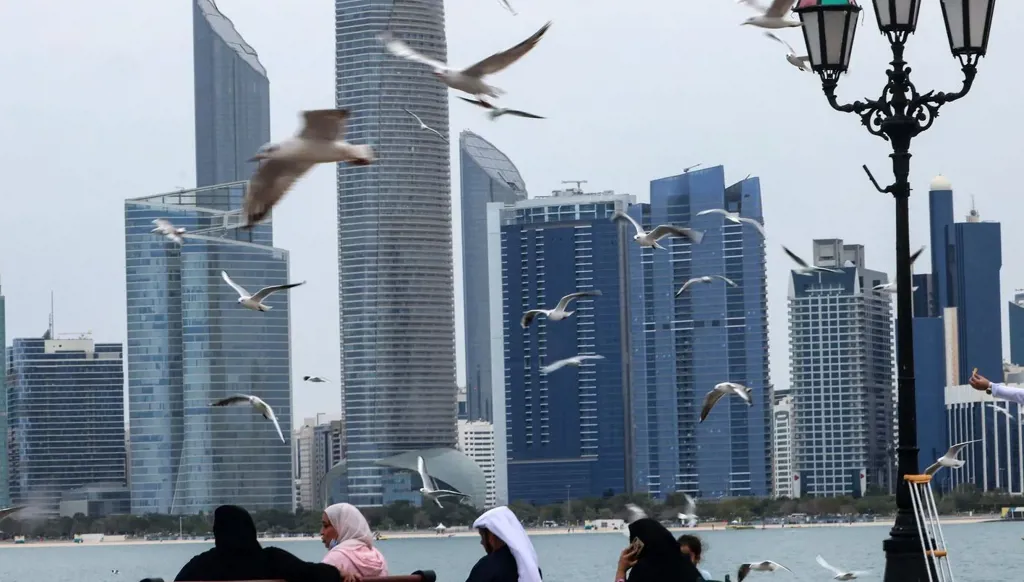 أبوظبي تدرس توحيد استثماراتها في الصين لتفادي تضارب الصفقات