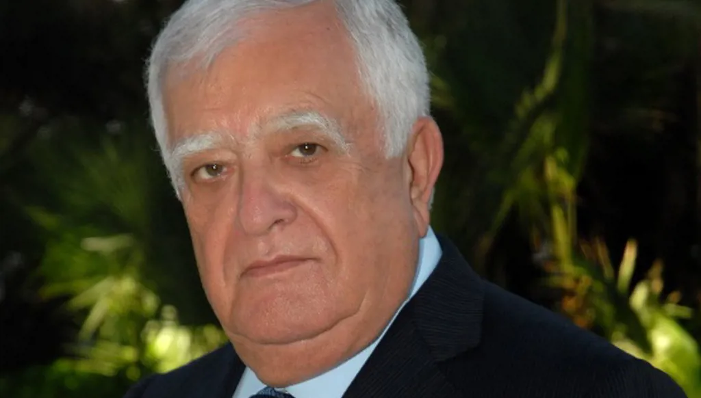 عدنان القصار: جسر التجارة بين بيروت وبكين