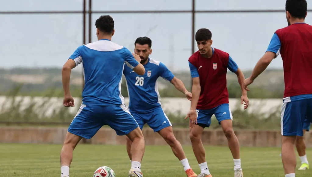 إيران بين السياسة وكرة القدم... ترتيبات غير معتادة قبل كأس العالم 2026