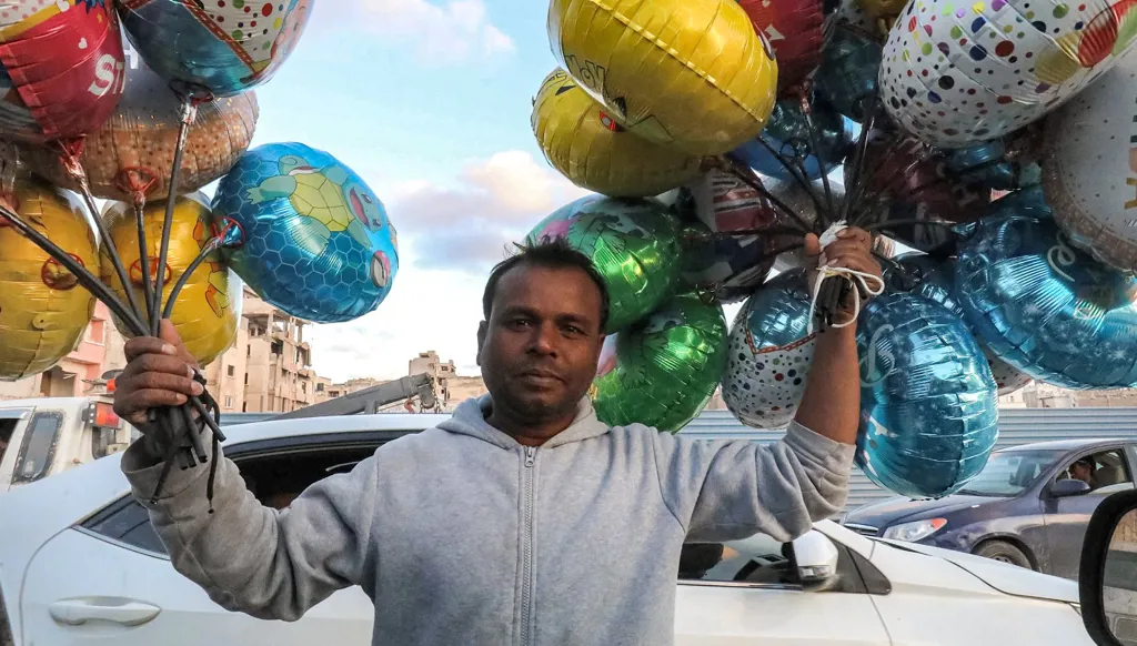 سؤال الساعة في ليبيا: هل الاستقرار السياسي هو الحلّ للأزمة الاقتصادية أم العكس؟