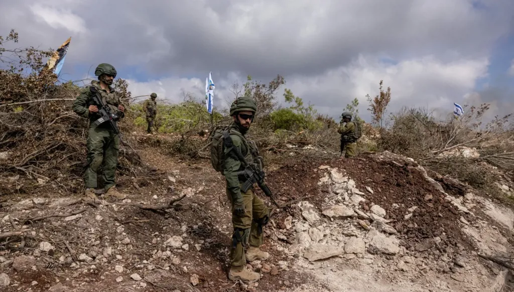 هآرتس: إسرائيل تستعد لاحتمال تدخل حزب الله وتعيد تمركز قواتها