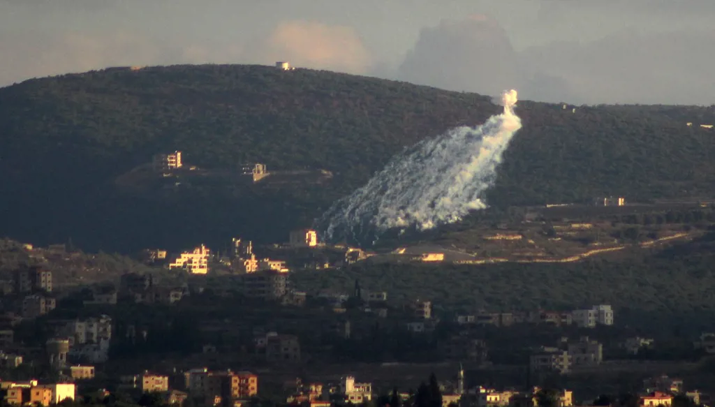 "فجوات واحتمالات وتفاؤل"... "يديعوت أحرونوت" تنشر مسوَدة الاتفاق الذي تتم بلورته مع لبنان