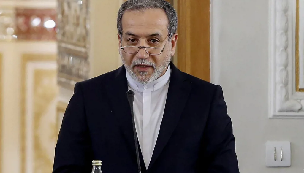 عراقجي: طهران سترد وفق ما يقتضيه الوضع على قرار وكالة الطاقة الذرية