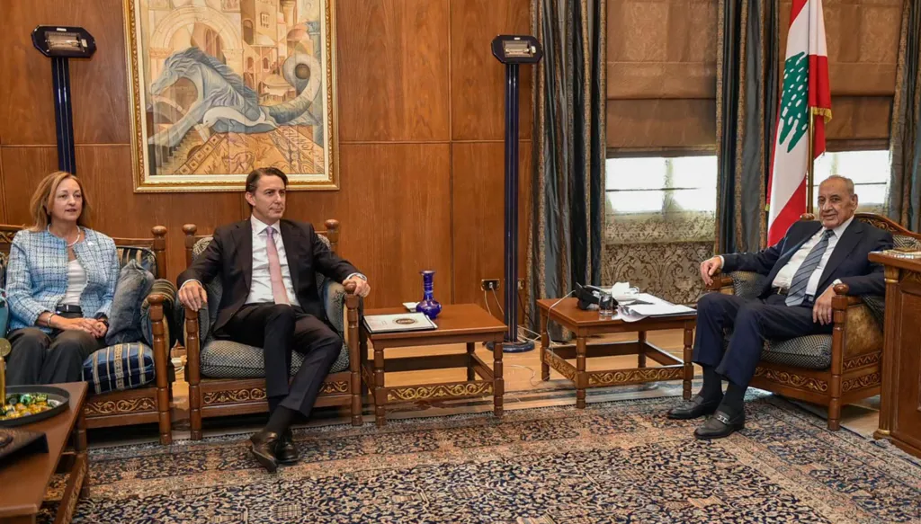 تشكيك فرنسي بتفاؤل هوكشتاين... وخطط للسيطرة على الحدود بين لبنان وسوريا