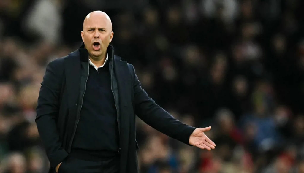 أسبوع حاسم ينتظر ليفربول بعد انطلاقة سلوت المثالية