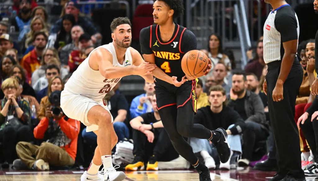 أتالانتا هوكس يتسبب في خسارة كافالييرز للمرة الأولى على أرضه هذا الموسم