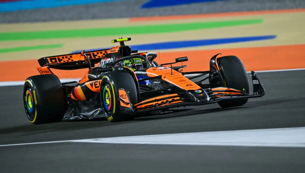 منافسة شرسة بين فيراري وماكلارين على لقب الصانعين في أبو ظبي