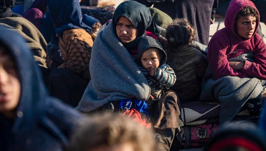 أكراد عفرين من نزوح مرّ إلى آخر أمرّ... وفي حلب يترقبون الأيام