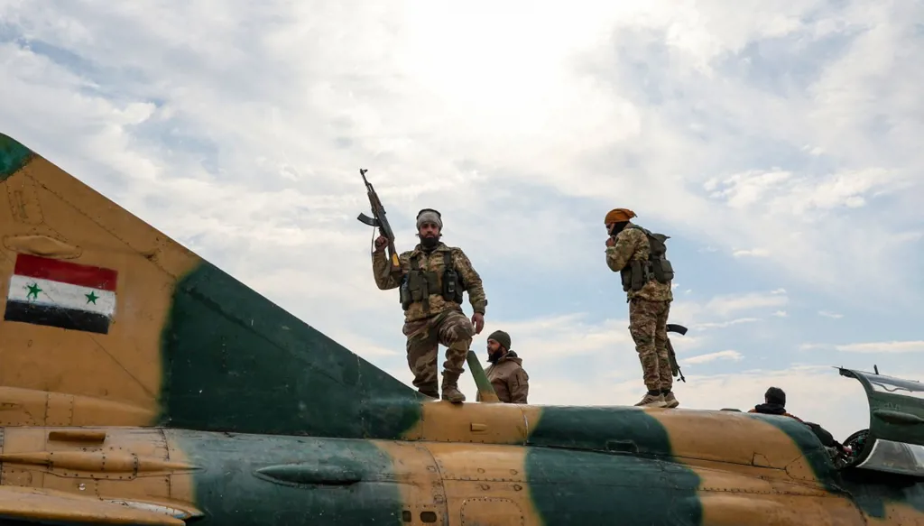 النّظام السّوري بين خيارين عاجلين: التّغيير أو السّقوط!