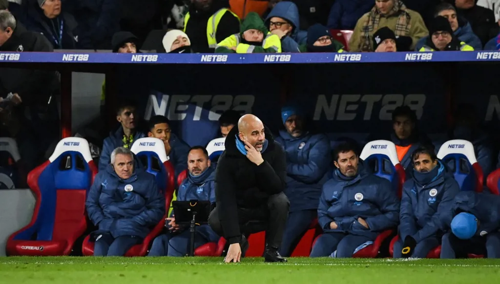 ماذا فعل غوارديولا أمام مدربي مانشستر يونايتد قبل مواجهة أموريم؟