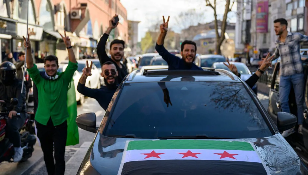 العالم يترقب ما بعد سقوط الأسد... ردود أفعال عربية ودولية