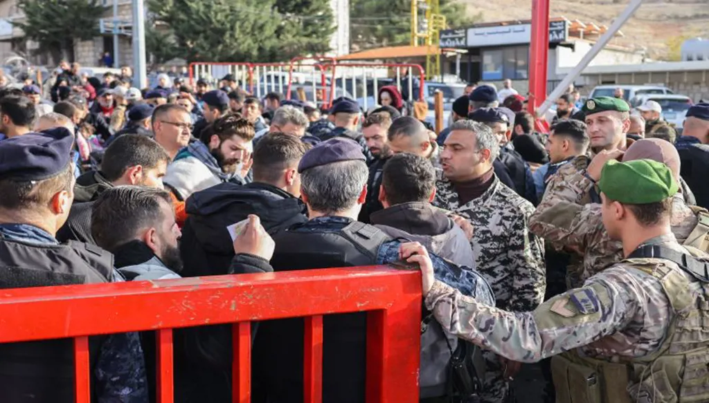 وقف النار تحت رقابة الآلية الخماسيّة... تشدّدٌ في ضبط فوضى المعابر مع سوريا