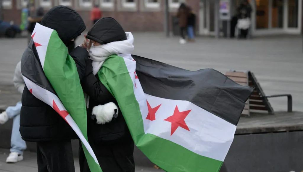 سوريا بعد الأسد... واقع جديد أم فوضى عارمة؟