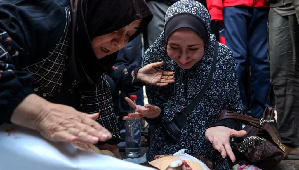 عدّاد الضحايا يرتفع في غزة... قتلى في قصف اسرائيلي على غزة