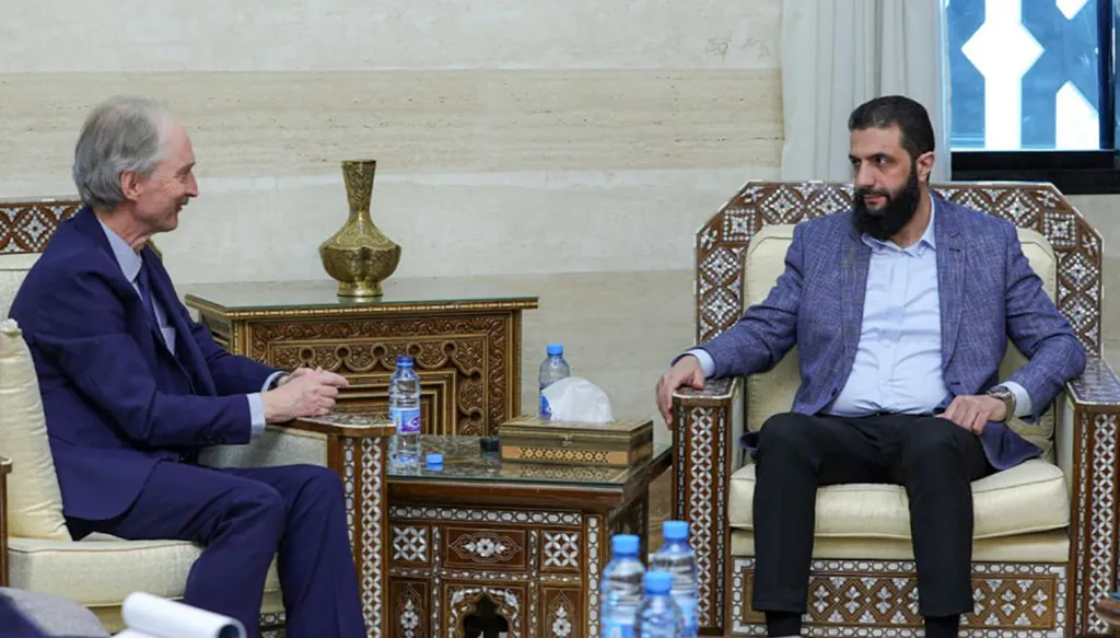 الشرع أمام العالم: جدل الجماعة والدولة