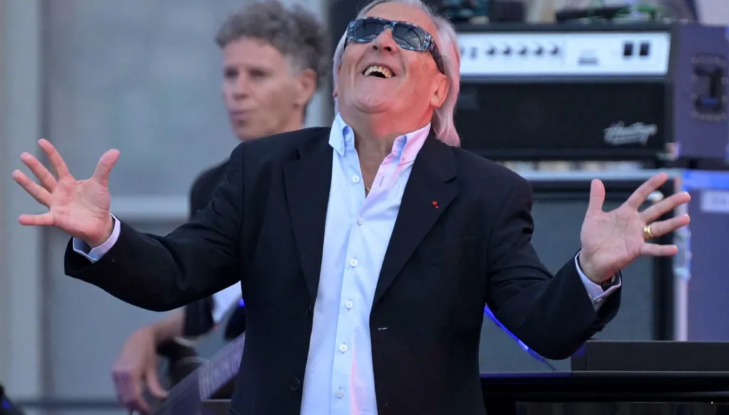 القضاء الفرنسي يحرم جيلبير مونتانييه عائدات أغنية On va s'aimer