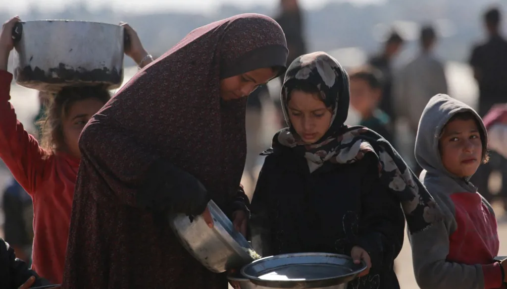 هيومن رايتس: إسرائيل ترتكب "أعمال إبادة جماعية" في غزة بتقييدها الوصول للمياه