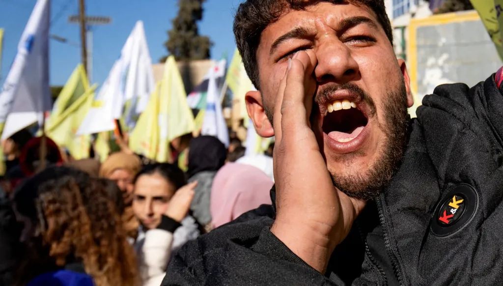 بين دمشق و"الإدارة الذاتيّة"... ملفّات عالقة يتداخل فيها المحلّي بالتركي تؤخّر الاتفاق