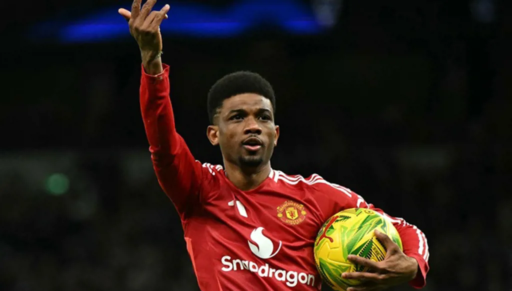 ديالو يتعهد بمستقبل مشرق مع مانشستر يونايتد