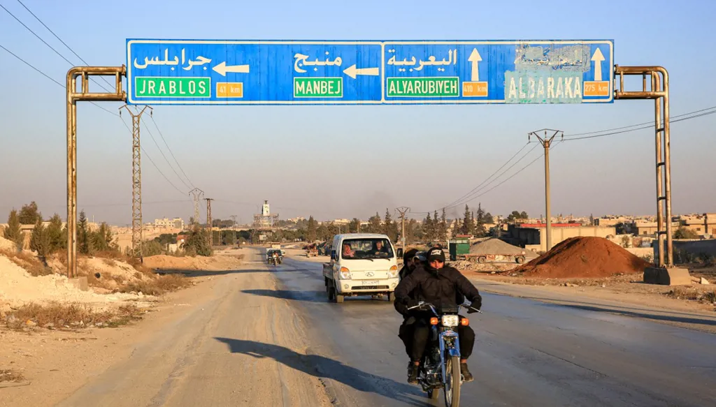 واشنطن لن تترك أنقرة لاعباً وحيداً في دمشق و"إنقاذ" أكراد سوريا اختبار حقيقي للعلاقات