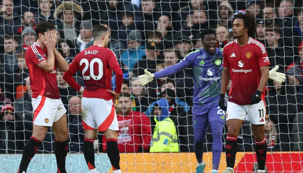 تشيلسي يفرّط في الصدارة ومانشستر يونايتد يتلقى هزيمة مذلة