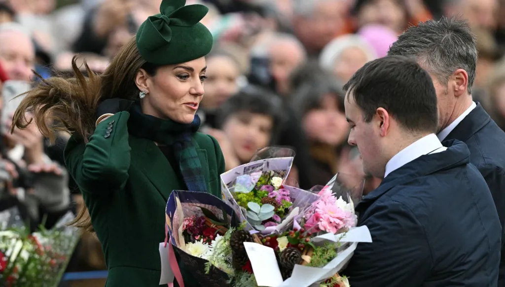 بعد عام مليء بالتحديات الصحية... تغييرات بارزة في لغة جسد كيت ميدلتون (صور وفيديو)