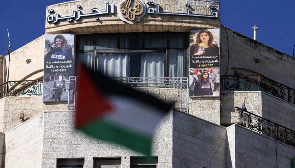 مراسلون بلا حدود تندد بتعليق عمل قناة الجزيرة في الضفة الغربية