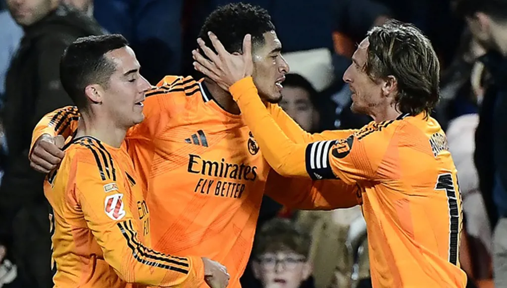 لماذا يكسب ريال مدريد وبرشلونة أموالاً أكثر في السوبر الإسباني؟