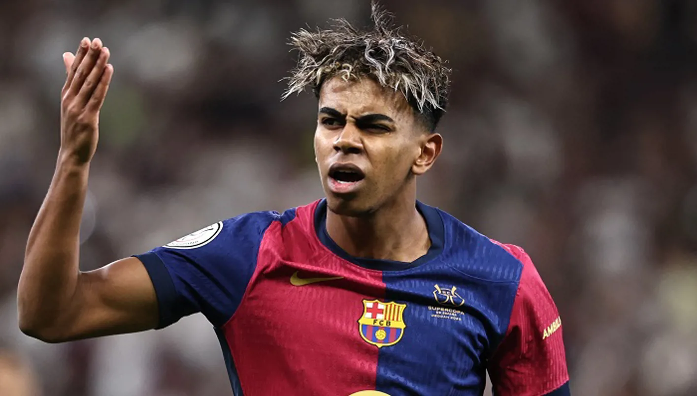 لامين يامال يثير الجدل مع مشجع ريال مدريد (فيديو)
