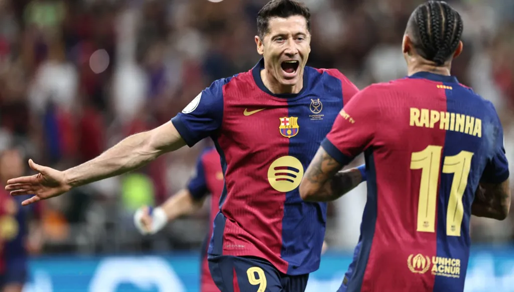 برشلونة يحسم "كلاسيكو الأرض" ويُتوّج بالسوبر الإسباني