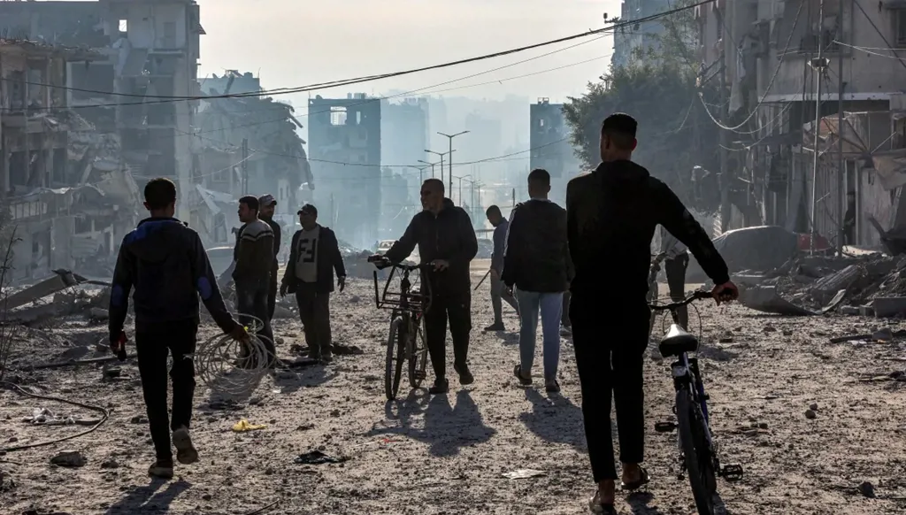 أغلقوا أبواب الجحيم كي يبقى لنا أجمل باب في الكون