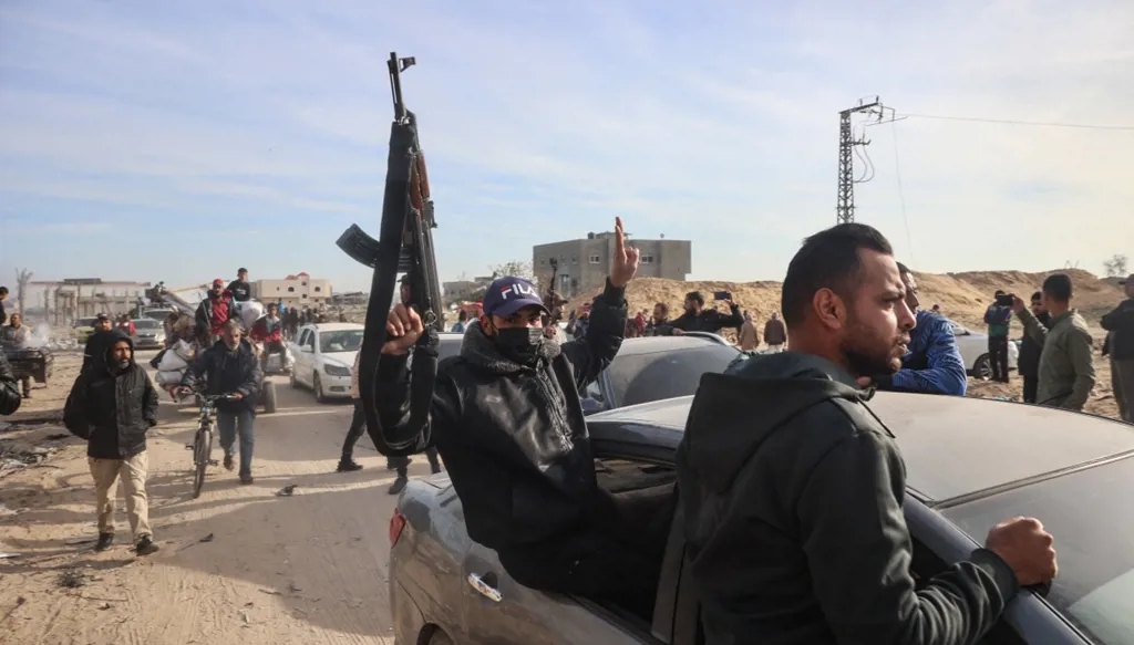 المرحلة الأولى بدأت اليوم... ما هي البنود الرئيسية للاتفاق بين "حماس" وإسرائيل في غزة؟